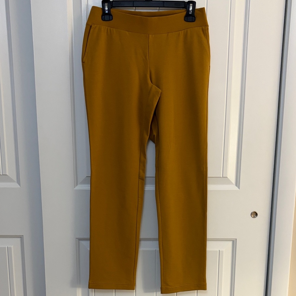 J. Jill Mustard Slim Leg Pants with Pockets and with Elastic Waistband